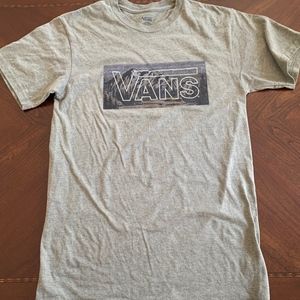 VANS // LOGO TEE - NWOT